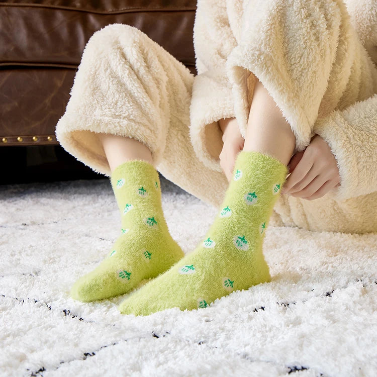 Apsilkshop Pattern Women Thermal Socks Animal Fluffy Coral Velvet Cozy Socks Warm Crew Socks for Sleeping