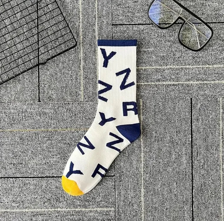 Apsilkshop Casual Hip Hop Crew Socks Fashionable Letter Trendy Socks