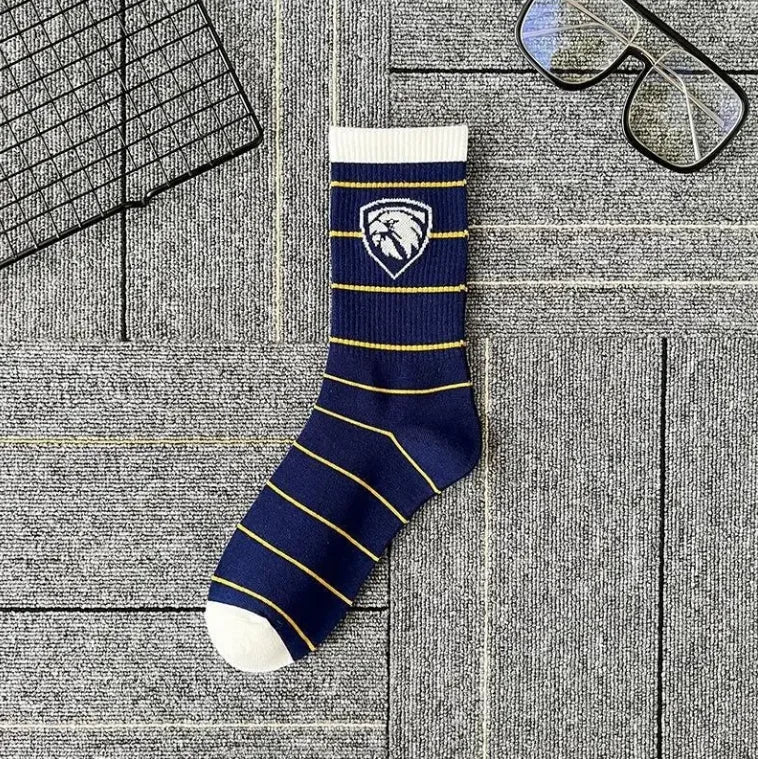 Apsilkshop Casual Hip Hop Crew Socks Fashionable Letter Trendy Socks