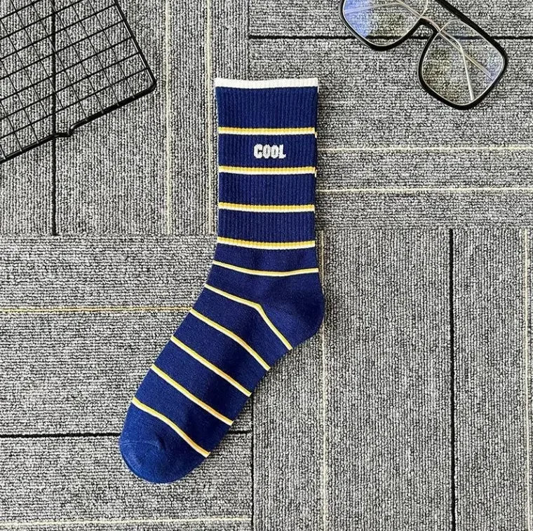 Apsilkshop Casual Hip Hop Crew Socks Fashionable Letter Trendy Socks